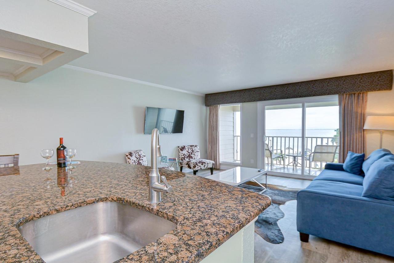 441-Waterfront, Amazing Views, Wifi, Pool And Close To Bucs Stadium Тампа Экстерьер фото